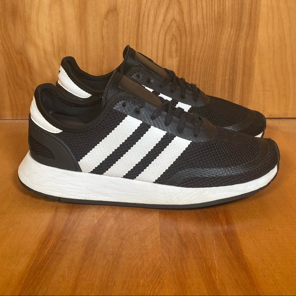 adidas Shoes - Womens 7 Mens 6 Adidas N5923 Black White Athletic Shoes SEF1258